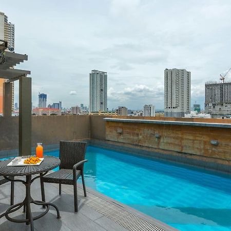 V Hotel Манила Экстерьер фото